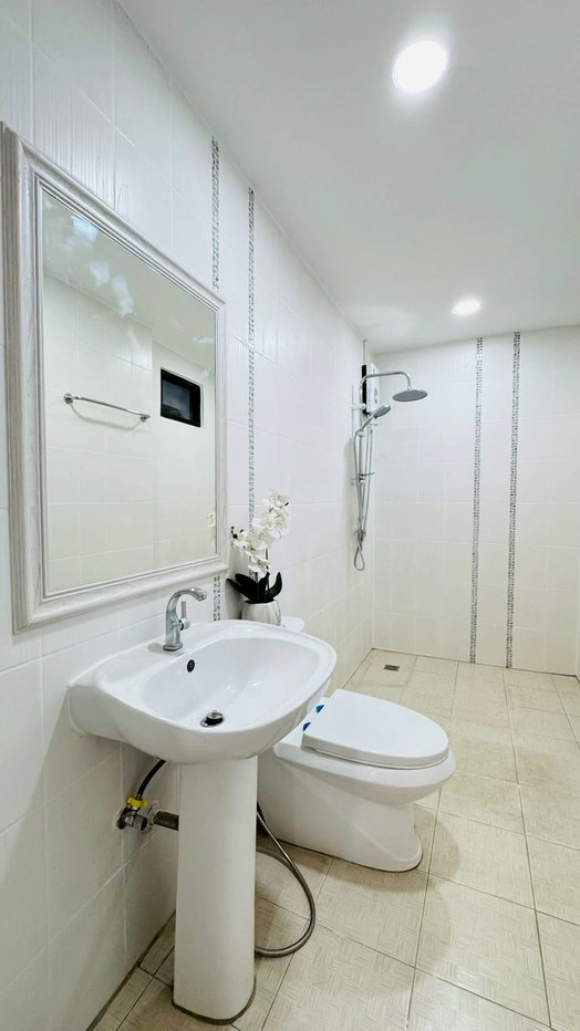 รูป บ้านเดี่ยวพร้อมสระว่ายน้ำส่วนตัว ใกล้เมืองพัทยาติดHighWay36 - รูปที่ 4/20