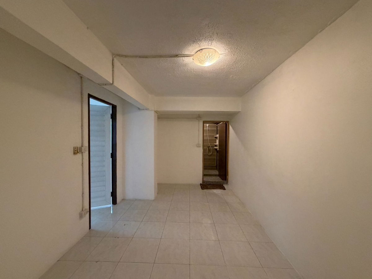 รูป เช่าตึกแถว ติดถนนใหญ่ 2คูหา 1.5 ชั้น ซอย พระราม 2  หน้ากว้าง 8 เมตร พื้นที่ 154 ตรม  - รูปที่ 5/7