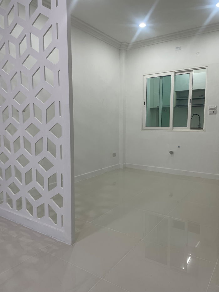 รูป 📣 ขาย! ทาวน์โฮมรีโนเวทใหม่เอี่ยม (ฟรีค่าโอน!) The Passage รามอินทรา-คู้บอน เฟส 1 ต้นซอย หน้ากว้าง 6 เมตร - รูปที่ 12/14