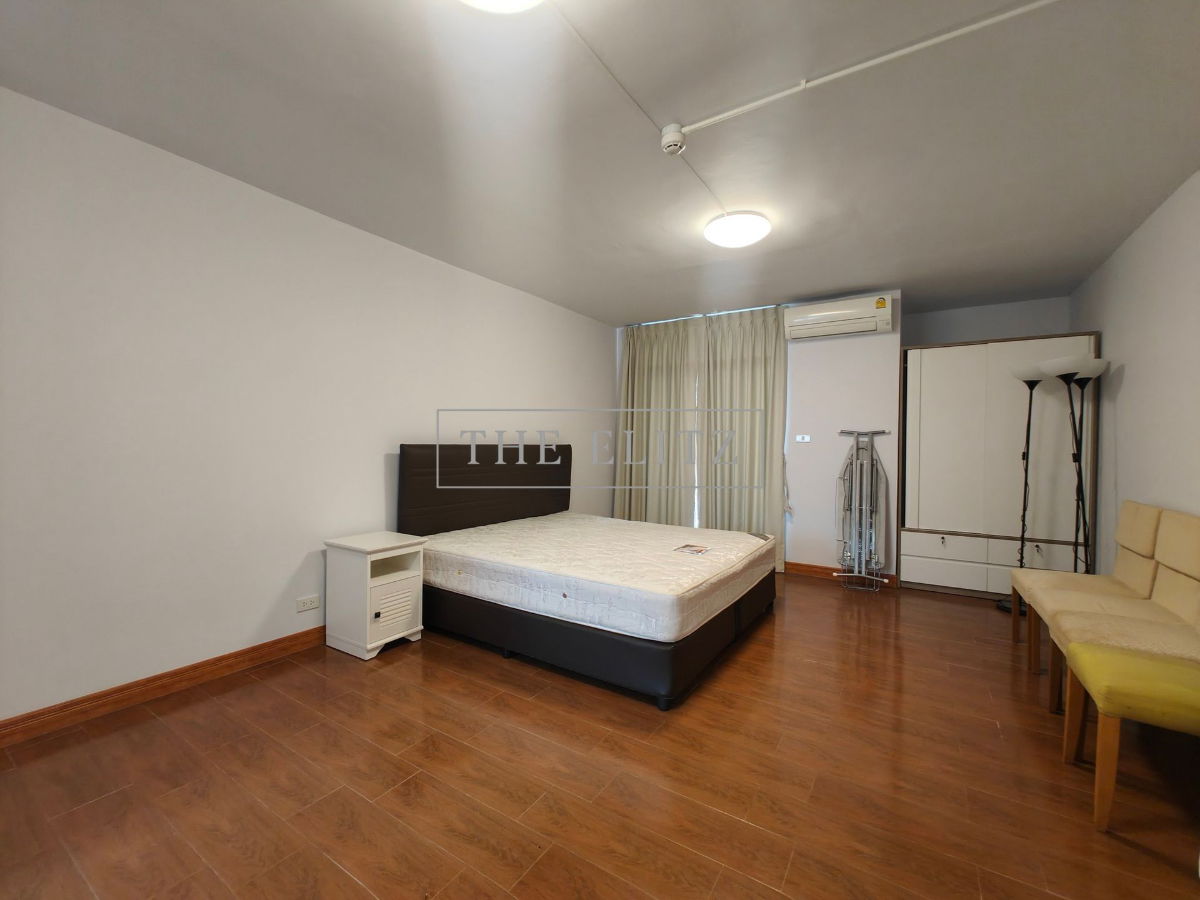 รูป ✨ อยู่สบายแบบ Rare Unit ที่ Pipat Place ใกล้ BTS ศาลาแดง ✔ - รูปที่ 5/10