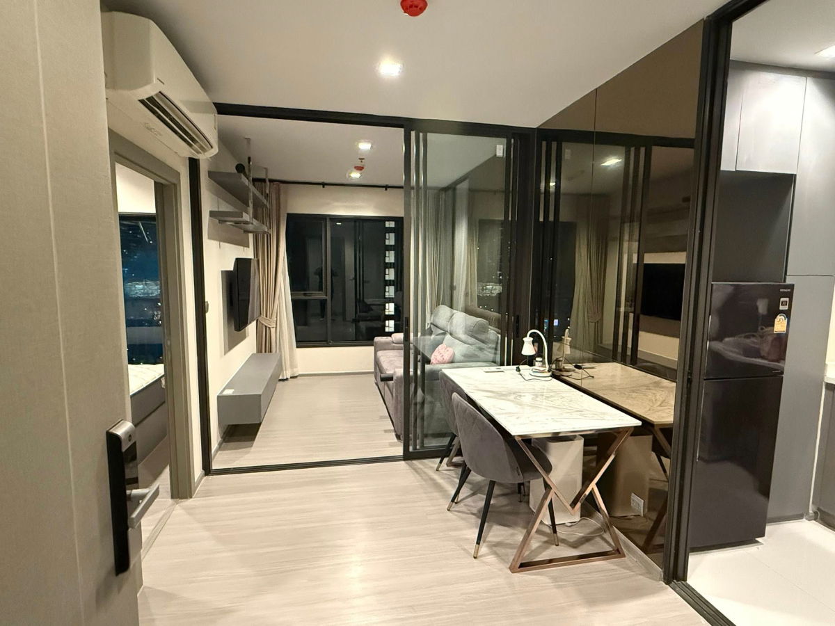 รูป KL05242 - Life Asoke - Rama 9 : MRT Rama9 - รูปที่ 2/6