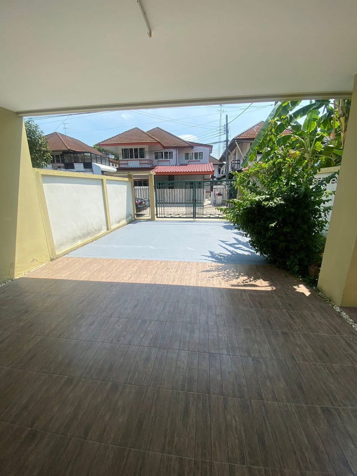 รูป 🏡✨ บ้านแฝด 3 ชั้นสร้างใหม่ กรุงเทพกรีฑา ซอย 8 แยก 2 3 ห้องนอน 4 ห้องน้ำ บ้านสวย สไตล์มินิมอล ปูพื้นไม้ชั้น 1 และ 3 - รูปที่ 14/14