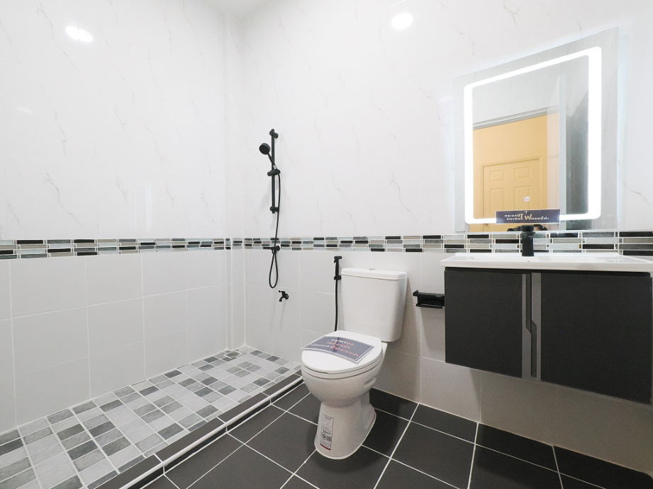 รูป ขายราคาพิเศษ ทาวน์เฮ้าส์ ม.ณรุจา กาญจนาภิเษก - พระราม5 (แปลงมุม)  ราคา 1.99 ล้าน - รูปที่ 32/45