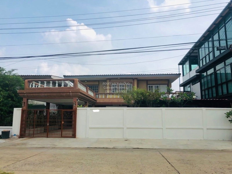 Houses for sale : For Sale House , Senaniwet 1 , Chorakhe Bua , Lat Phrao , Bangkok , CX-147661 ✅ Live chat with us ADD LINE @connexproperty ✅