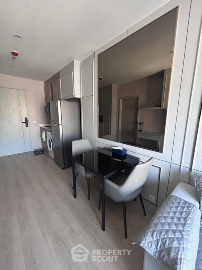 รูป คอนโด 1-ห้องนอน ที่ ไลฟ์ พระราม 4 - อโศก ใกล้ MRT ศูนย์การประชุมแห่งชาติสิริกิติ์ (ID 2090355) - รูปที่ 12/19