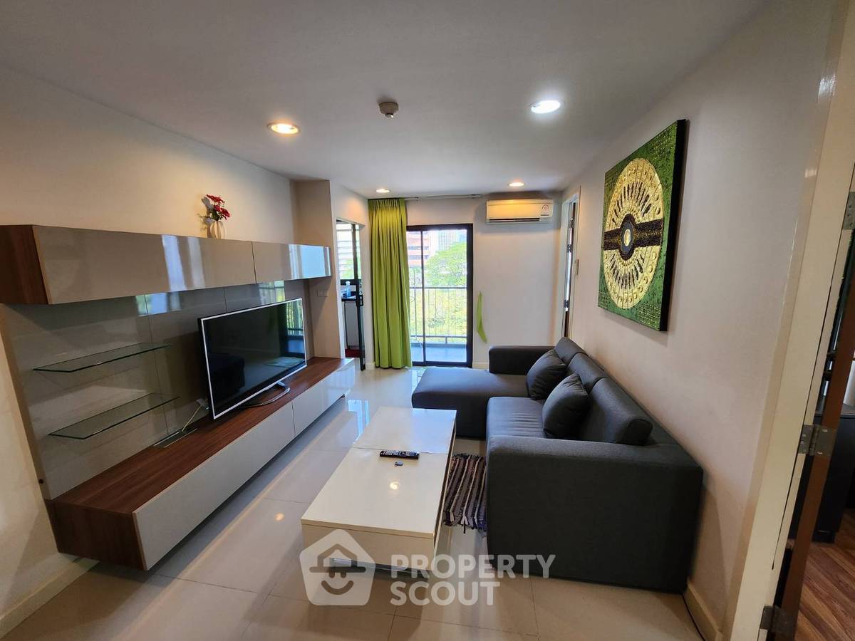 รูป คอนโด 2-ห้องนอน ที่ ซีนิธ เพลส สุขุมวิท 42 คอนโดมิเนียม ใกล้ BTS เอกมัย (ID 2671416) - รูปที่ 1/7