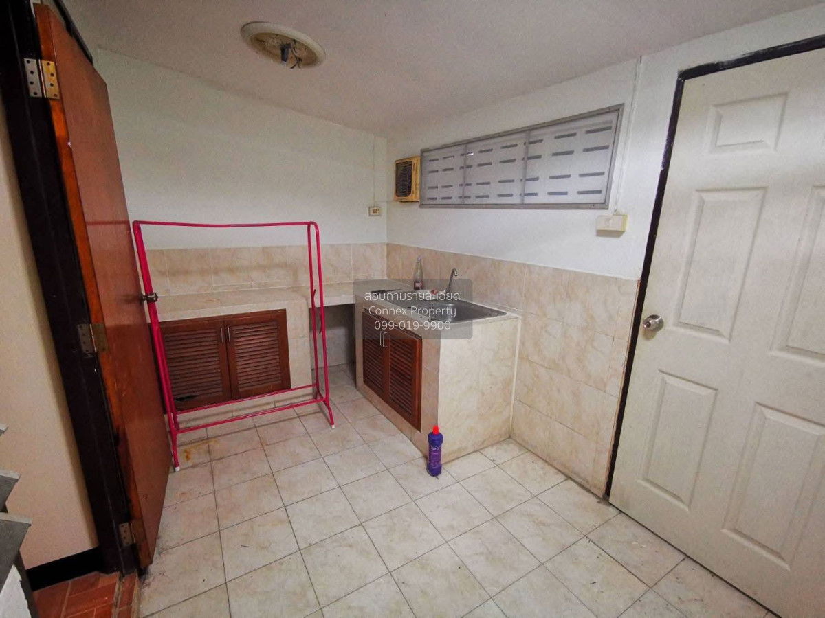 รูป ขายทาวน์เฮ้าส์/ทาวน์โฮม หมู่บ้าน ณัฐกานต์ 4 หลักหก เมืองปทุมธานี ปทุมธานี CX-147452 ✅ ทักไลน์ @connexproperty ตอบทันที ทีมงานมืออาชีพ ✅ - รูปที่ 5/12