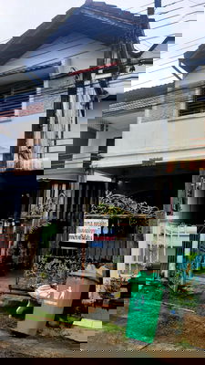 ทาวน์โฮม ถนนโพธิ์แก้ว : ขายทาวน์เฮ้าส์  2 ชั้น 17 ตรว. ลาดพร้าว 101 ถนนโพธิ์แก้ว แยก 4 หมู่บ้านยลประภา ซอย 3 