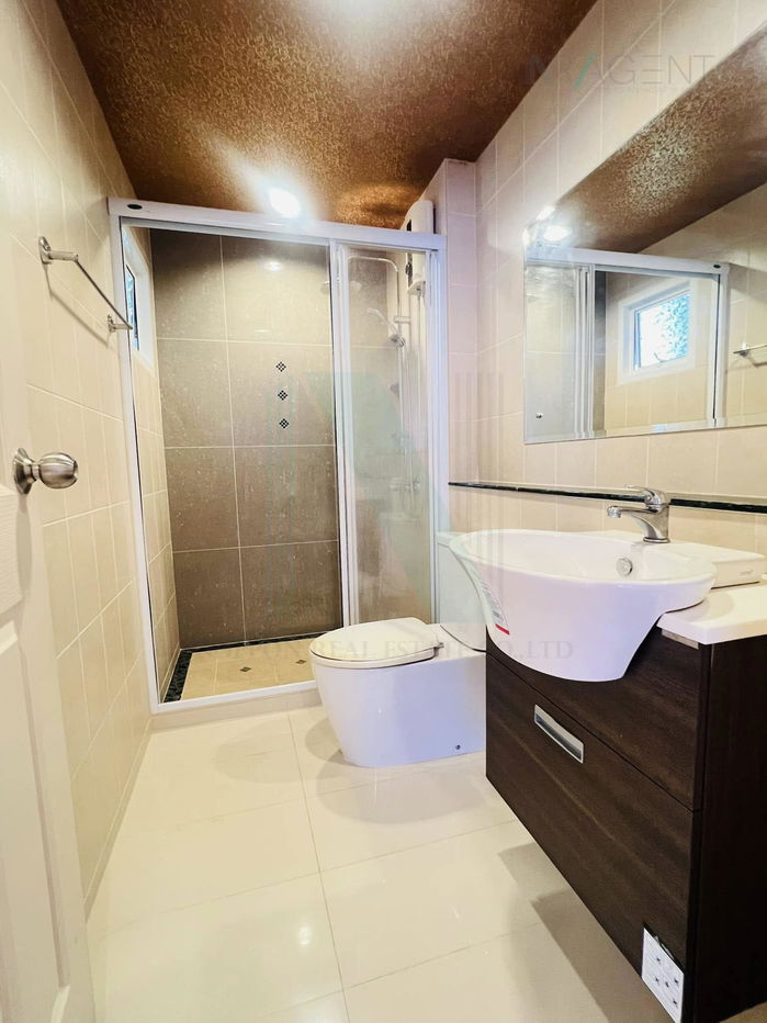 รูป 📌 ให้เช่าทาวน์เฮาส์ 3 ชั้น บ้านกลางเมือง เออร์บาเนี่ยน เกษตร - นวมินทร์ 2 3 ห้องนอน 3 ห้องน้ำ - รูปที่ 7/8