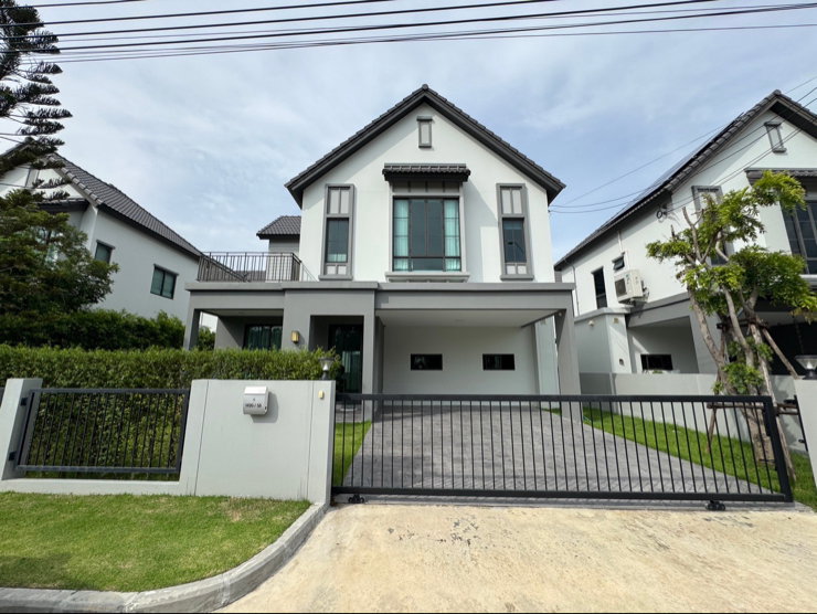 Saransiri Ramkamhaeng 3 bed/3bath 70,000/month