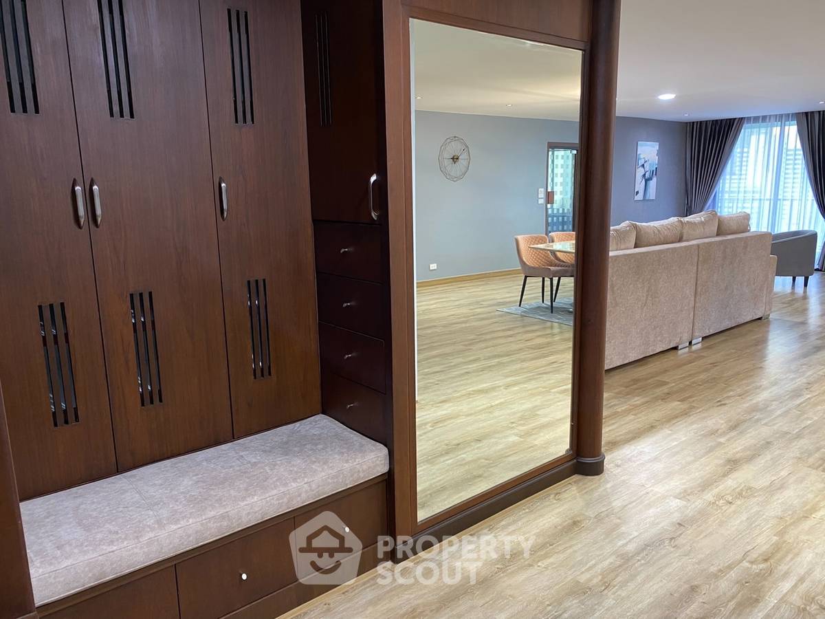 รูป คอนโด 4-ห้องนอน ที่ ดี.เอส. ทาวเวอร์ 1 สุขุมวิท 33 คอนโดมิเนียม ใกล้ BTS พร้อมพงษ์ (ID 835070) - รูปที่ 6/23