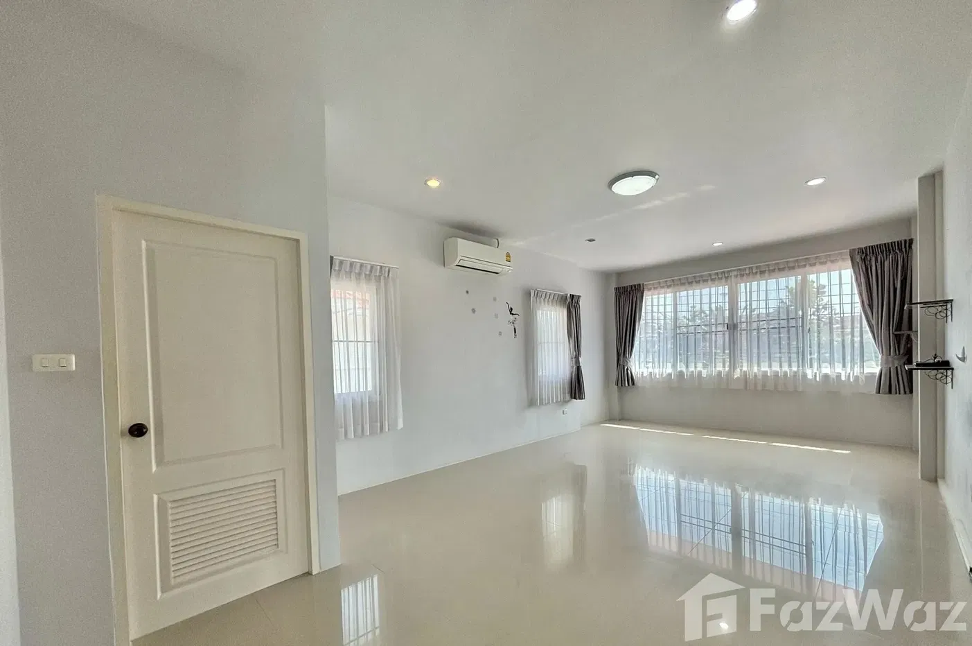 รูป บ้านเดี่ยวให้เช่า 5 ห้องนอน ในโครงการ ท๊อปแลนด์ รัษฎา ภูเก็ต 6077702 - รูปที่ 7/9