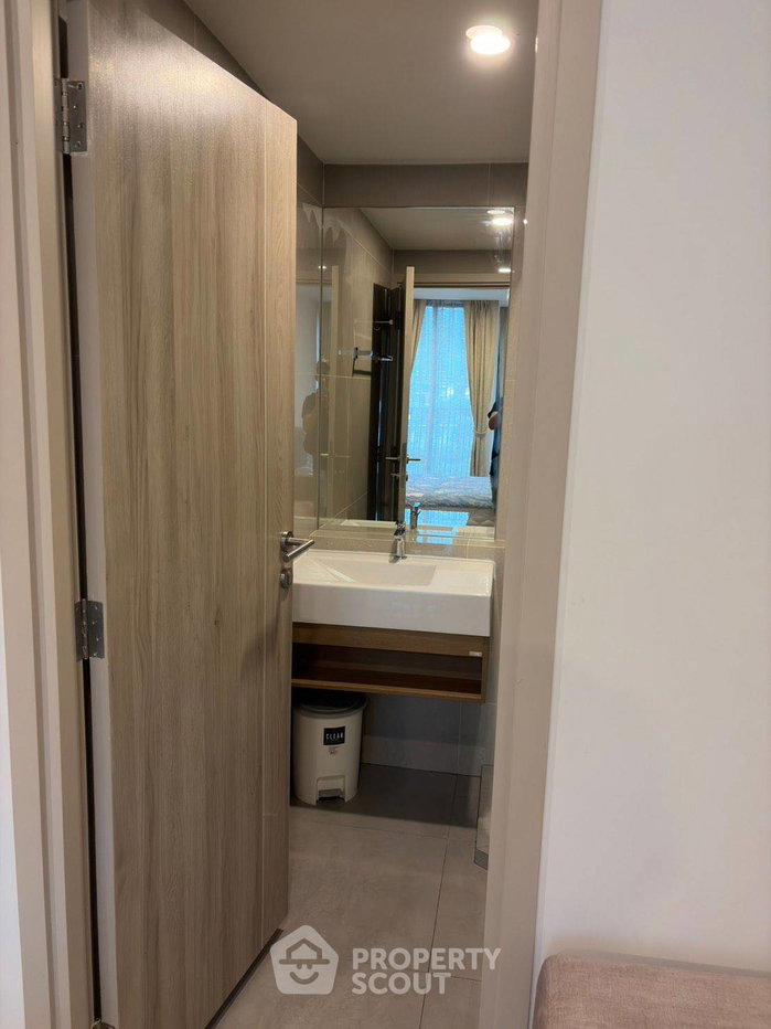 picture Studio Condo at Serio Sukhumvit 50 near BTS On Nut (ID 2691515) - 4/8