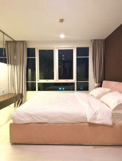 Condo for Sale – The Bangkok Sathorn–Taksin Beautifully decorated, move-in ready 2 Bedrooms 2 Bathrooms Size: 70.85 sq.m. 8th Floor