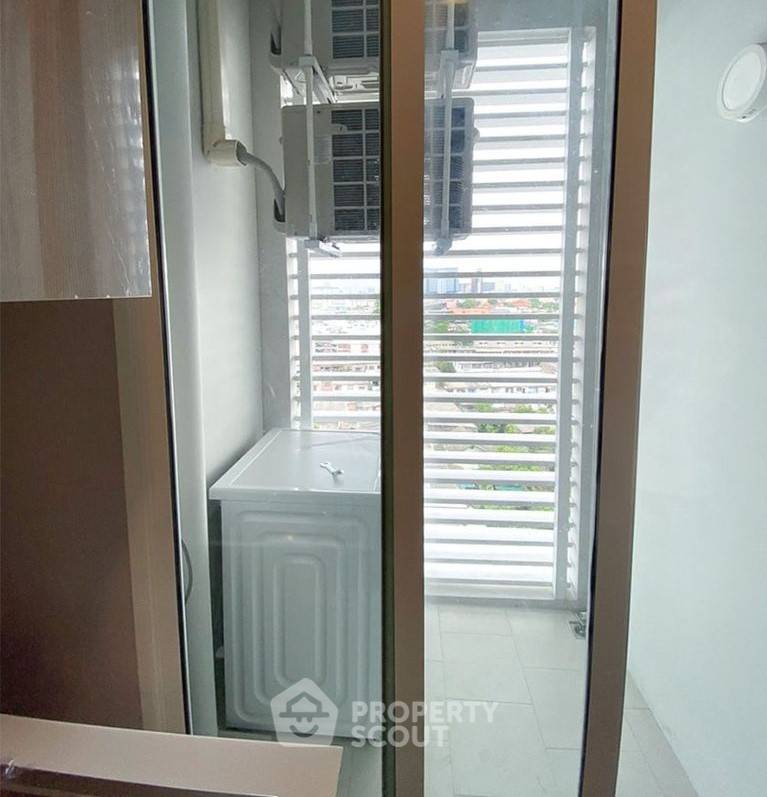 รูป คอนโด 1-ห้องนอน ที่ เดอ ลาพีส จรัญ 81 ใกล้ MRT บางพลัด (ID 646793) - รูปที่ 11/34