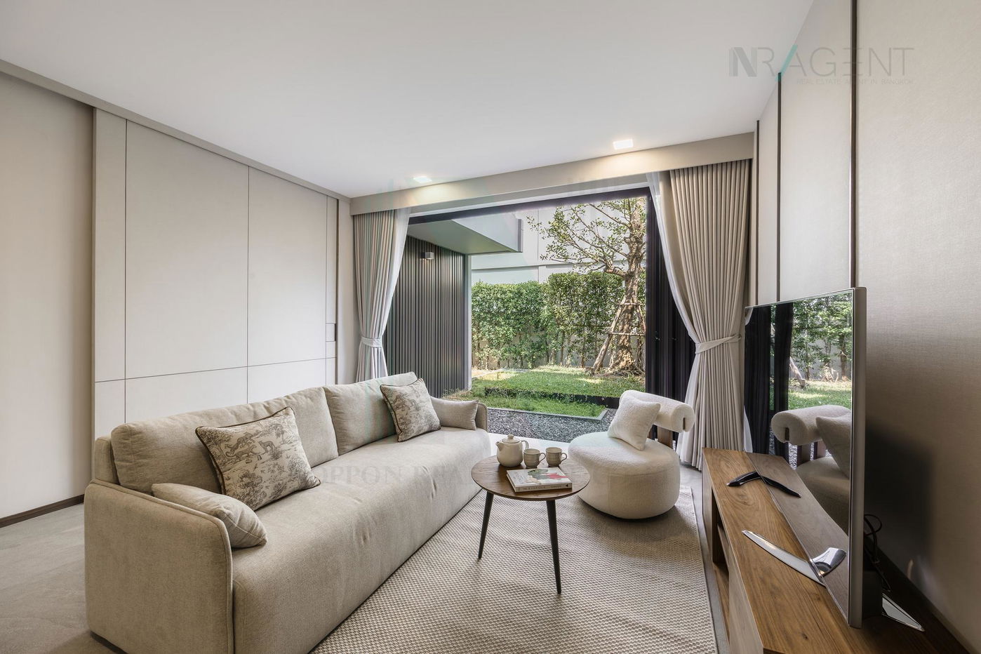 รูป 📌 ให้เช่าบ้านเดี่ยว 3 ชั้น วีเว่ กรุงเทพกรีฑา 4 ห้องนอน 5 ห้องน้ำ - รูปที่ 2/8