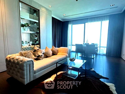 Condos for rent : High-Floor 2-BR 131 Sqm At 185 Rajadamri, 400m to BTS Ratchadamri (ID 2454869)