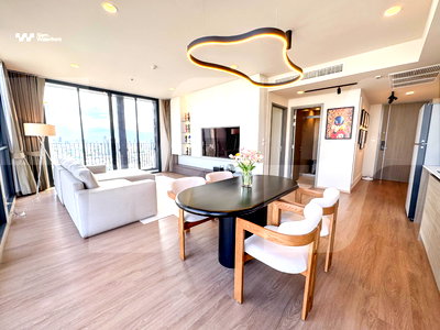 Condos for sale Silom and Sathorn Road : 🔥 Urgent Sale! Highlight Unit, Newly Renovated🔥 The Issara Sathorn. 2 bedrooms / 2 bathrooms. 90sqm. 30th floor. Corner unit. River view.