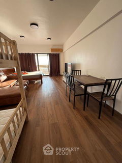 Studio Condo at Sunshine Beach Condotel close to Pattaya (ID 2692533)