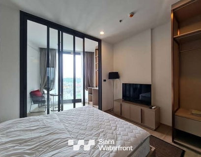 🔥SALE with Tenant🔥 EDGE Central - Pattaya, 1 Bedroom, 30 sqm, 25th Floor, Fully Furnished. Prime location on Pattaya Sai 2 Rd, near Bali Hai Pier.