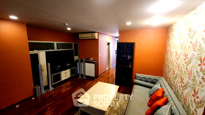 Condos for sale : 2-BR Condo at Supalai Place Sukhumvit 39 near BTS Phrom Phong (ID 1600712)