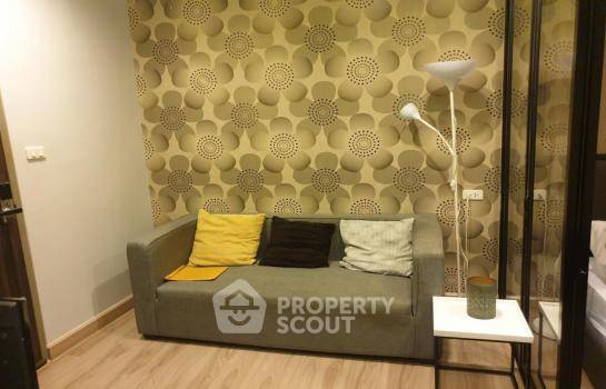 picture 1-BR Condo at The Unique 19 near MRT Ratchadaphisek (ID 426623) - 1/9