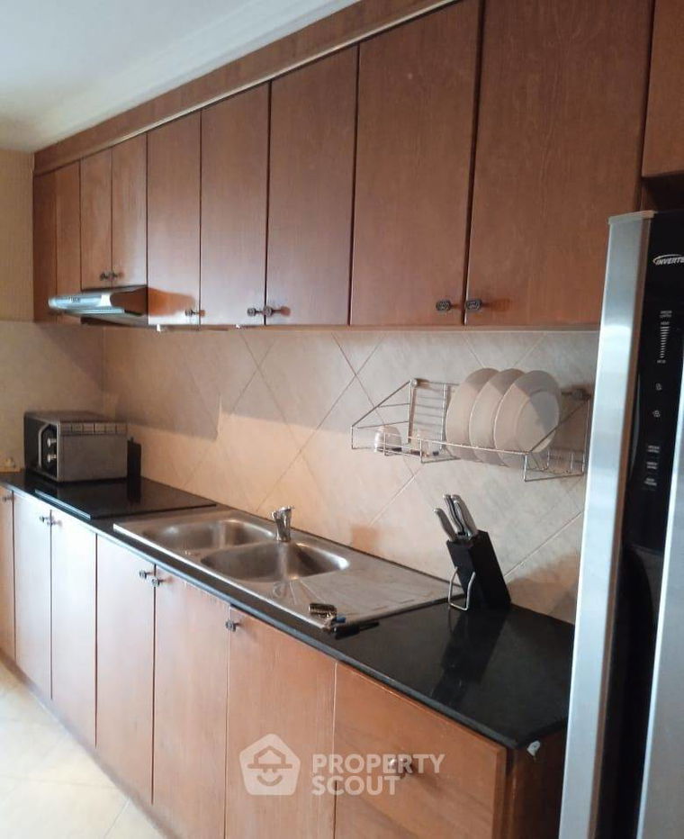 รูป คอนโด 2-ห้องนอน ที่ เอคเซคคิวทิฟ เรสซิเดนซ์2 4 พระตำหนัก ใกล้ ถนนพระตำหนัก พัทยา (ID 2556520) - รูปที่ 4/13