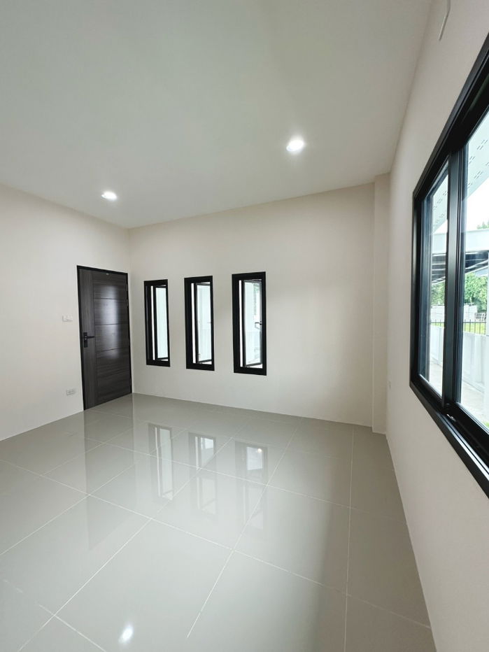 รูป ขายบ้านใหม่สารภี ติดเมือง ใกล้แยก TOT ติดถนนซุปเปอร์เชียงใหม่-ลำปาง 130 เมตร เข้าออก สะดวก-SW003474 - รูปที่ 12/16