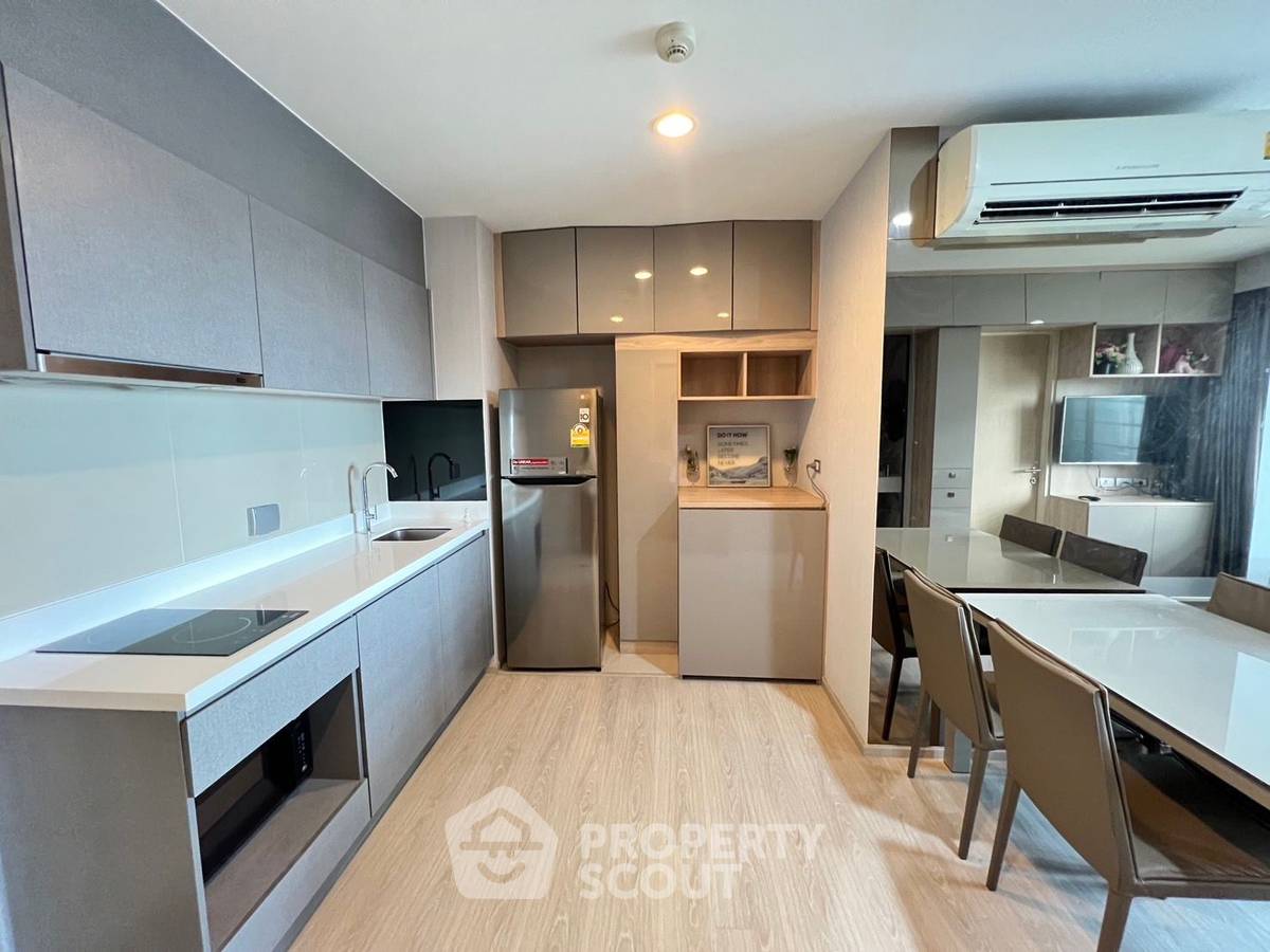 picture 2-BR Condo at Rhythm Asoke Ll near MRT Phra Ram 9 (ID 618312) - 2/28