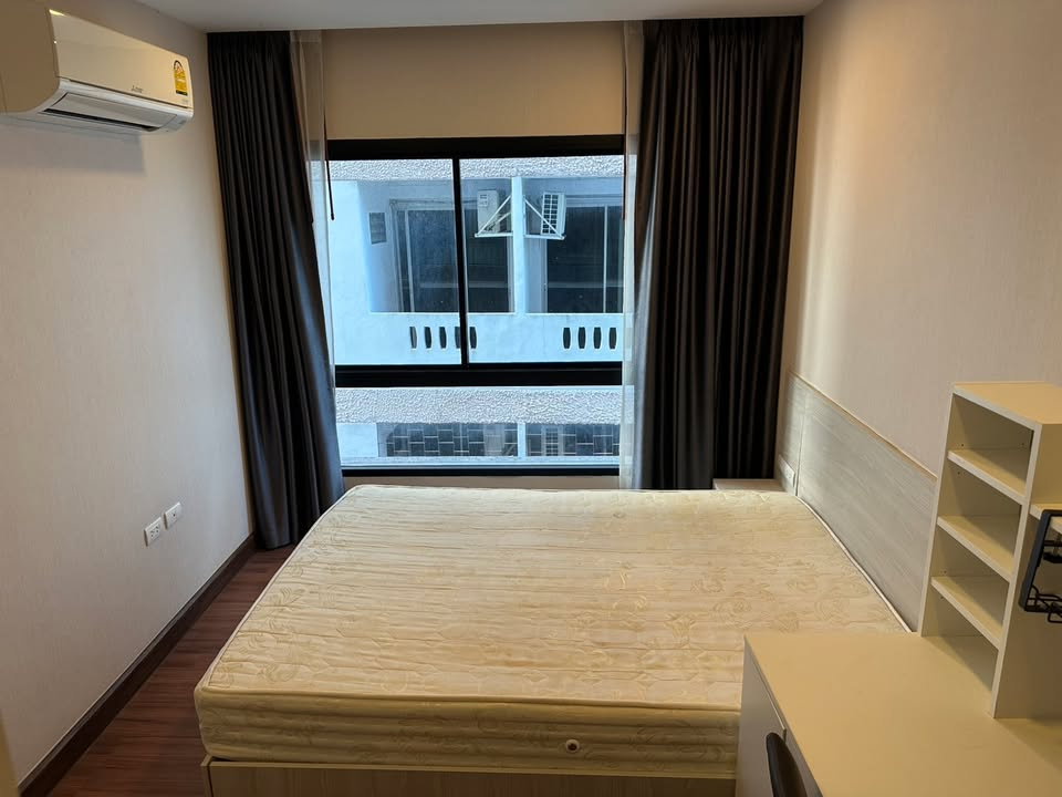 ขายถูก ห้องพร้อมอยู่ คาซ่า สวนดอก คอนโด ตรงข้ามโรงพยาบาลมหาราชเชียงใหม่ โทร082-389-9314 (บู)