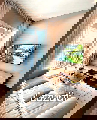 Condos for rent : High-Floor 55 sqm 2-Bed Condo at The Saint Residences Chatuchak Bangkok