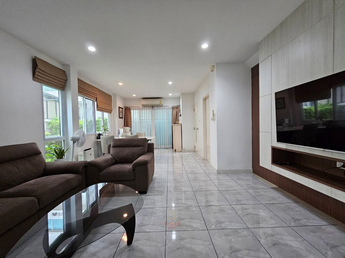 รูป RH024926 ให้เช่า ทาวน์โฮม หลังมุม 3 ชั้น 3 ห้องนอน ย่าน บางจาก ใกล้ BTS บางจาก - รูปที่ 12/12