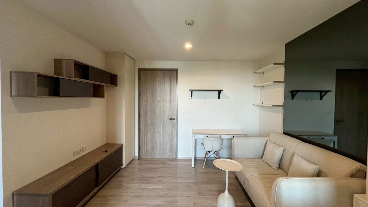 รูป ขายด่วน!! แชมเบอร์ ชาน ลาดพร้าว-วังหิน ห้องสวยพร้อมอยู่ เฟอร์นิเจอร์ครบ - รูปที่ 6/27