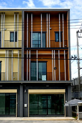 เช่าอาคารพาณิชย์ นนทบุรี : ให้เช่าอาคารพาณิชย์ ⁦เดอะ​ ธาม​ บีกิน​ ราชพฤกษ์​-สิรินธร  ถนน บางกรวย-จงถนอม (วัดชลอ )