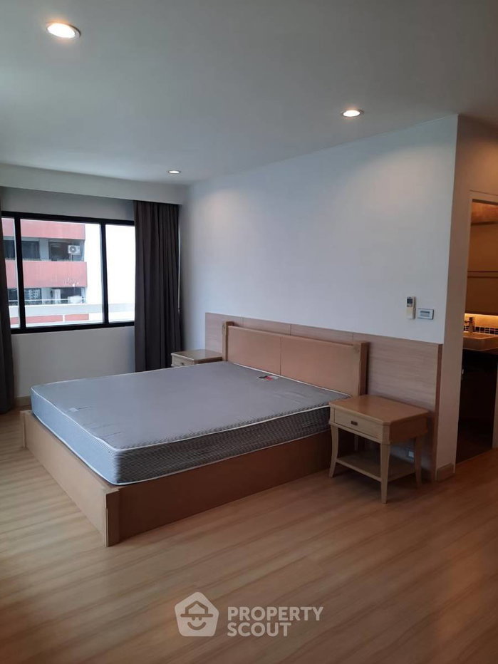 picture 2-BR Condo at Prasarnmit Place near MRT Sukhumvit (ID 924789) - 2/11