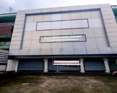 เช่าอาคารพาณิชย์ จีเอ็มเอ็ม แกรมมี่ : ให้เช่าอาคารพาณิชย์ 4.5 ชั้น 3 คูหา พื้นที่ใช้สอยรวม 283 ตารางเมตร / จอดรถ 6 คัน ริมถนนรัชดาภิเษก BTS ตลาดพลู เดอะมอลล์ ท่าพระ 500 เมตร / จดบริษัทได้