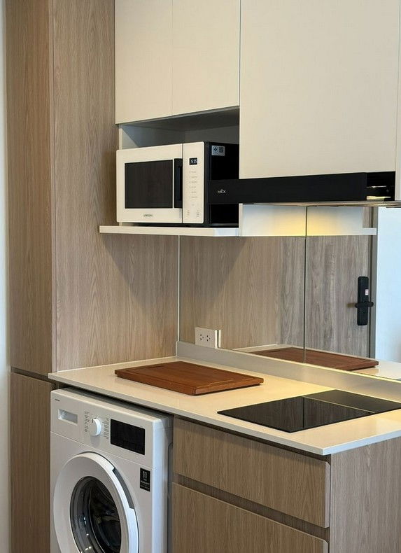 รูป Noble Create Condominium, Building E, 11th Floor30 Sqm. with pool view - รูปที่ 6/19