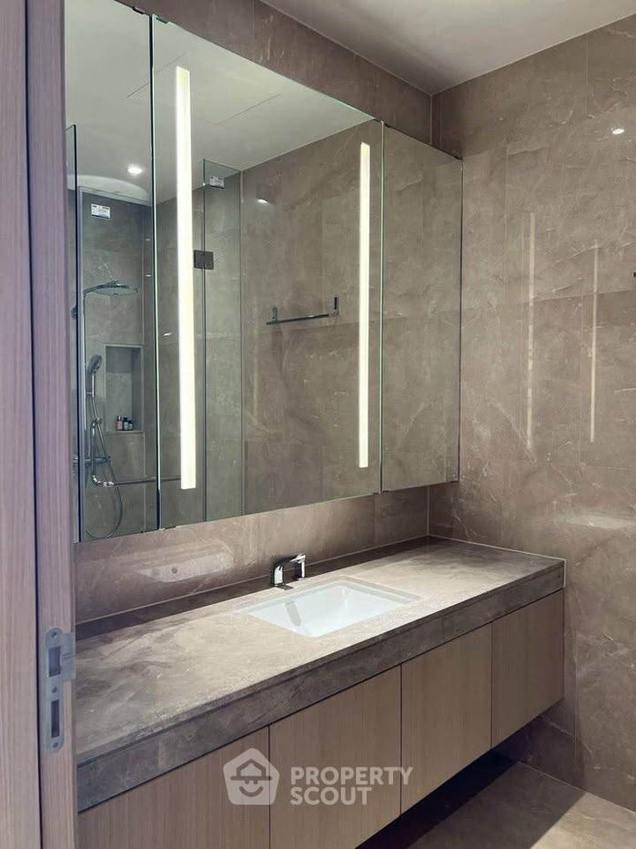 รูป คอนโด 1-ห้องนอน ที่ แมกโนเลียส์ วอเตอร์ฟรอนท์ เรสซิเดนซ์ ใกล้ BTS สะพานตากสิน (ID 2693577) - รูปที่ 6/9