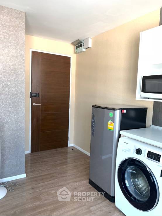 picture 2-BR Condo At Episode Phaholyothin – Sapanmai | 8th Floor (ID 409673) - 7/22
