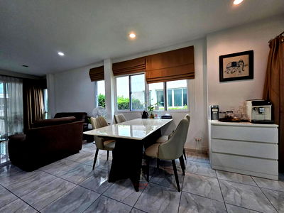 เช่าทาวน์โฮม BTS ปุณณวิถี : RH024926 ให้เช่า ทาวน์โฮม หลังมุม 3 ชั้น 3 ห้องนอน ย่าน บางจาก ใกล้ BTS บางจาก