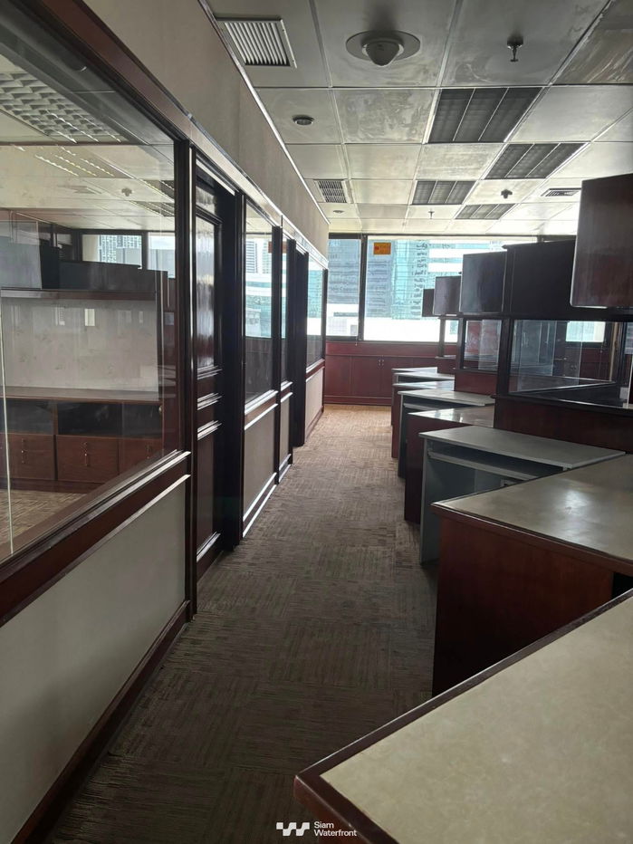 รูป 🔥ขายด่วน ยกชั้นพึ่งรีโนเวทใหม่🔥สำนักงาน/ออฟฟิศ ตึกชาญอิสสระ ทาวเวอร์ 1 (Charn Issara tower 1) พื้นที่ 380sqm ชั้น9 ใกล้ BTSศาลาแดง/ MRTสีลม - รูปที่ 21/24