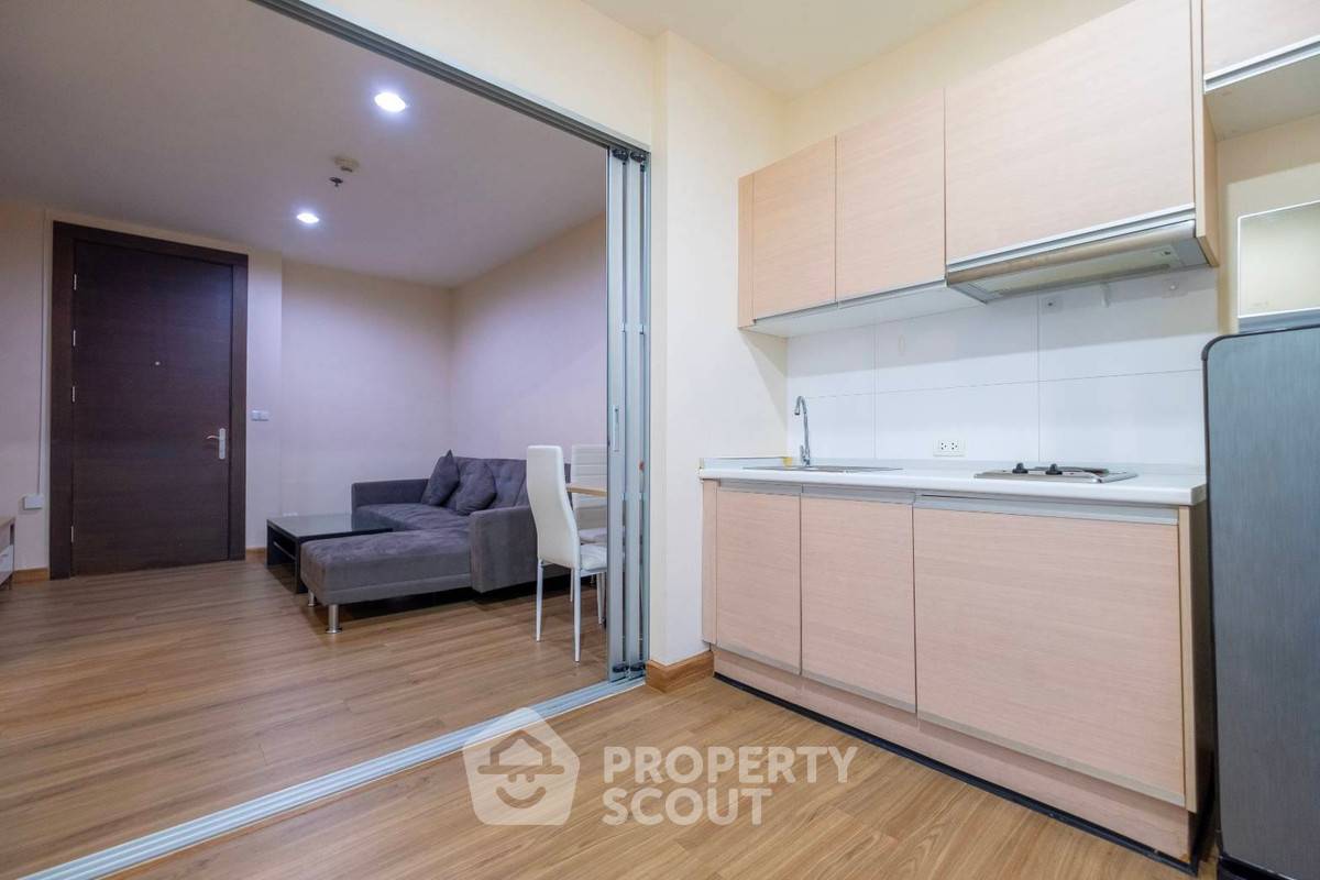 picture 1-BR Condo at Rhythm Ratchada near MRT Ratchadaphisek (ID 2696810) - 11/12