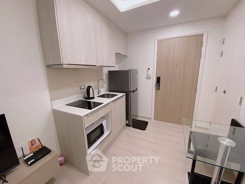 picture 1-BR Condo at Vtara 36 near BTS Thong Lor (ID 7040) - 2/8