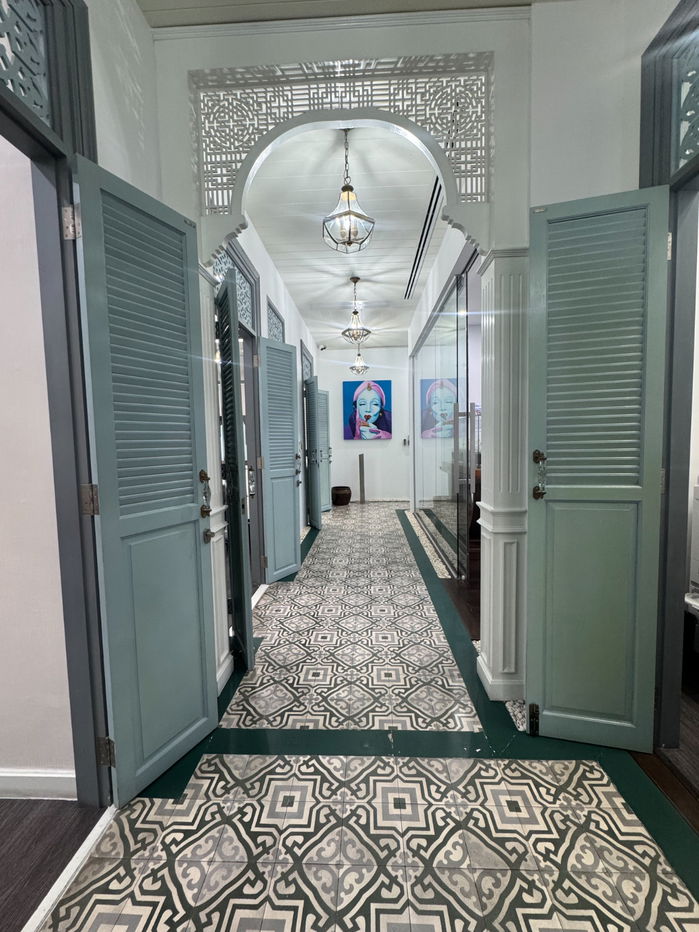 รูป สำนักงานให้เช่าย่านศูนย์กลางธุรกิจ – ชิดลม CBD - รูปที่ 1/10