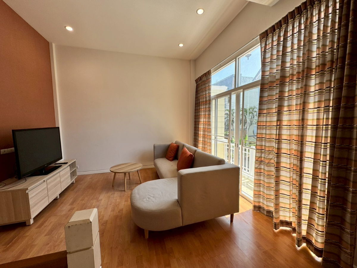 picture ST13858 - The Metro Rama 9 :  MRT Rama9 - 3/10