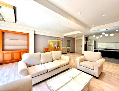 คอนโดให้เช่า : Beautifully Renovated 2 Bed Apartment in Phloenchit Location - BR0430AP