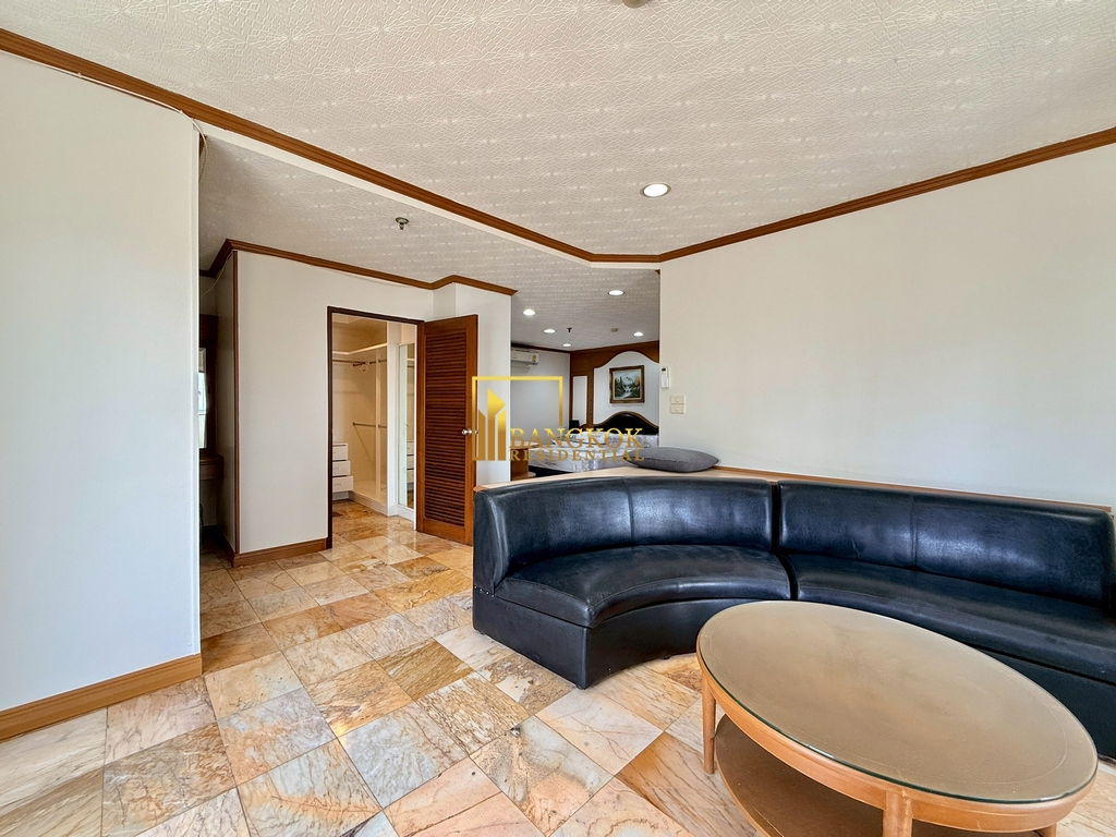 picture Fifty Fifth Tower | Very Spacious 3 Bedroom Condo For Rent - BR61116CD - 20/51