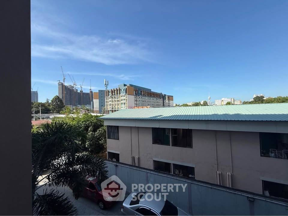 รูป คอนโด สตูดิโอ ที่ ดุสิตแกรนด์พาร์ค ใกล้ เมืองพัทยา (ID 2628420) - รูปที่ 9/14