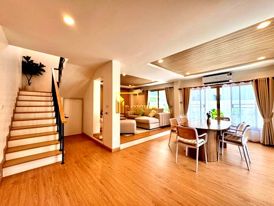 บ้านเดี่ยว ทรู ดิจิทัล พาร์ค : Stunning 3 Bed House with Private Pool For Sale in On Nut - BR28245SH