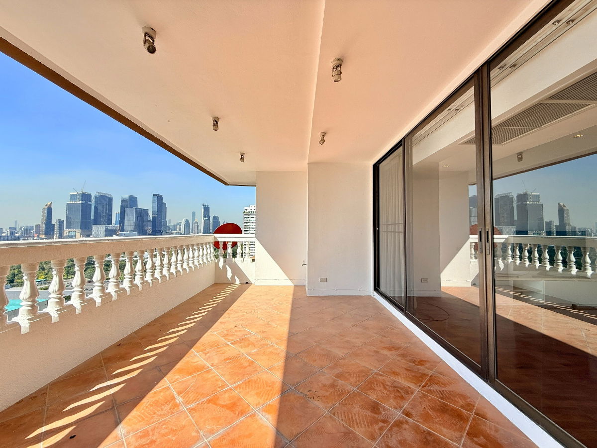 รูป Enormous 4 Bedroom Apartment For Rent in Asoke Area - BR20833AP - รูปที่ 4/51